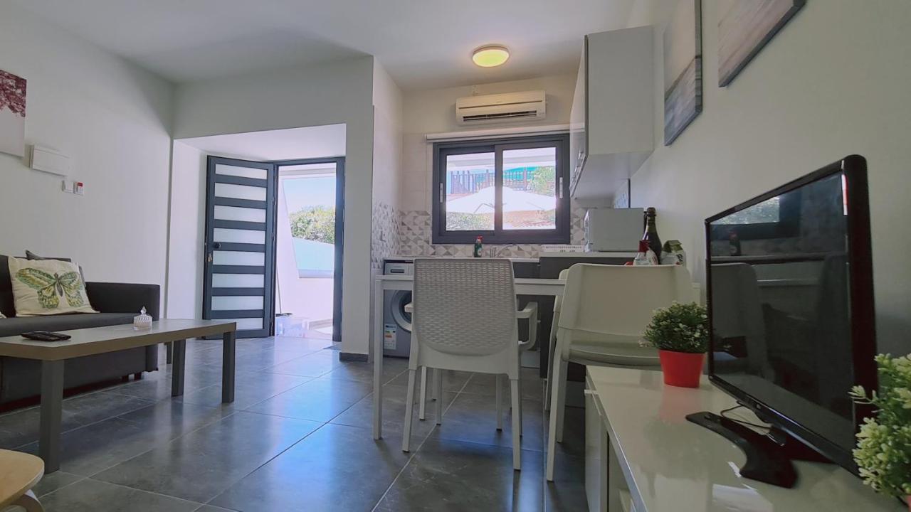 Stay Nissi Twins Apts ไอยานาปา ภายนอก รูปภาพ