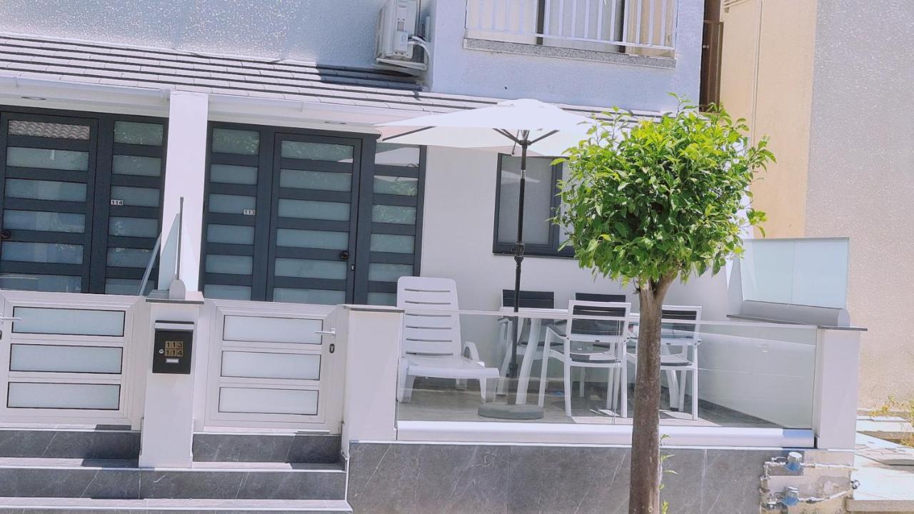 Stay Nissi Twins Apts ไอยานาปา ภายนอก รูปภาพ