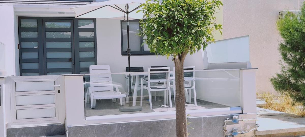 Stay Nissi Twins Apts ไอยานาปา ภายนอก รูปภาพ