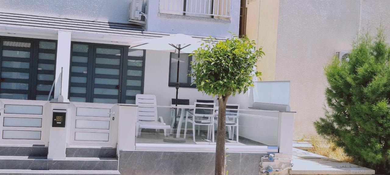 Stay Nissi Twins Apts ไอยานาปา ภายนอก รูปภาพ